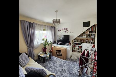 1 Bed Flat, London, NW11 - Photo 3