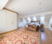 5 bedroom detached house to rent - Photo 3