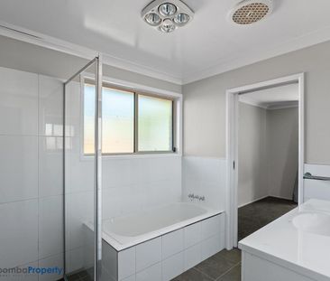 334 West Street, Kearneys Spring, Qld 4350 - Photo 3