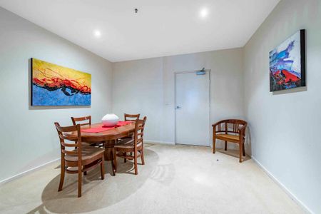 One Bedroom Apartment In Prime Location - Photo 4