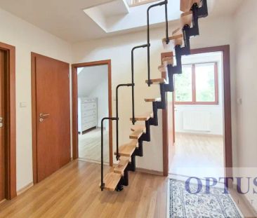 Horoměřice, ul. Politických vězňů, nadstandardní mezonetový byt 3 +... - Photo 3