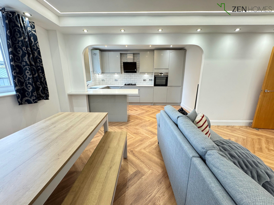 2 bedroom apartment to rent - Photo 1