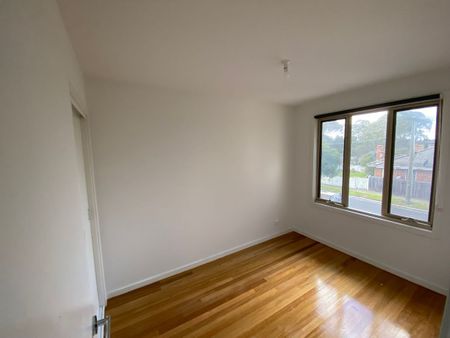 Stylish Family Home in the Heart of Glenroy! - Photo 2