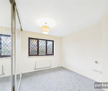 4 bedroom detached house to rent - Photo 6