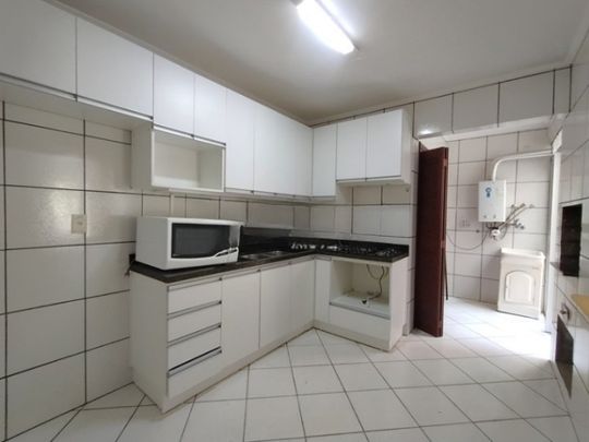 Apartamento com 2 quartos e 75m² para alugar em Petrópolis, Porto Alegre. - Photo 1