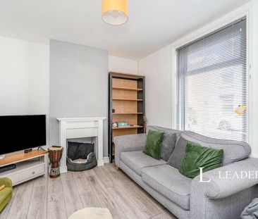 Leonard Road, PO12 - Photo 5