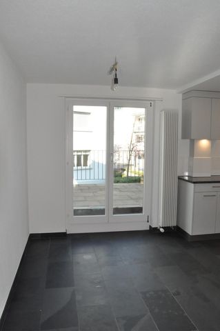 komfortable 4½ Zimmer-Wohnung im Zentrum der Stadt... - Foto 2