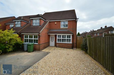 1 bedroom in a house share to rent - Photo 2