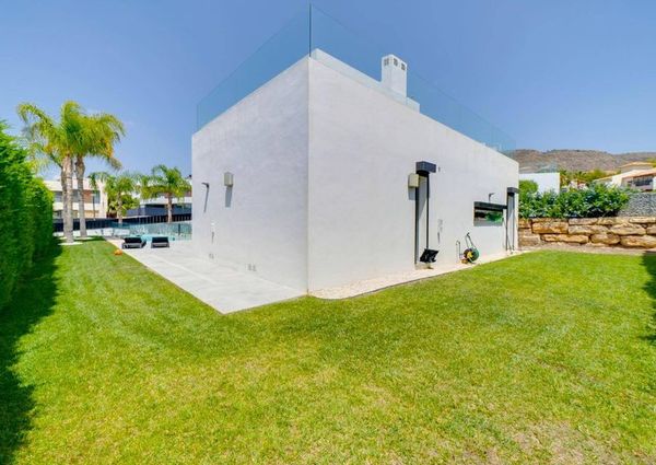 3 room luxury Villa for rent in Finestrat, Valencia