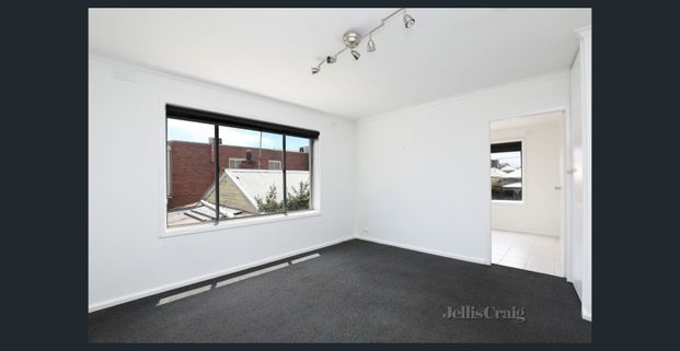 Spacious Apartment In Convenient Location - Photo 1