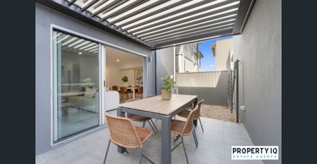 Brand New rent includes gas and water - Photo 4