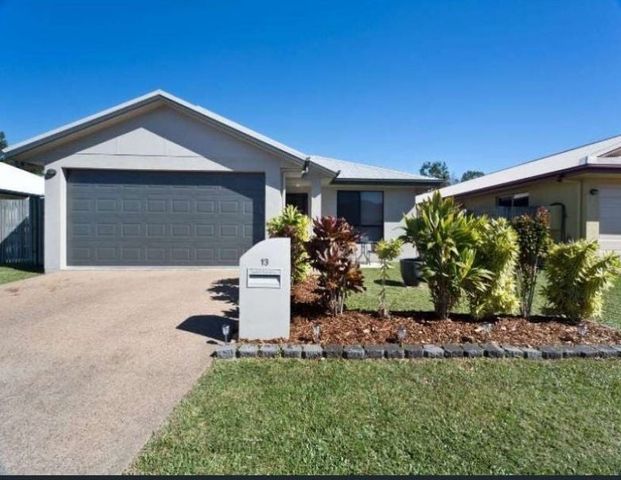 13 Thornbill Close, Kelso - Photo 1