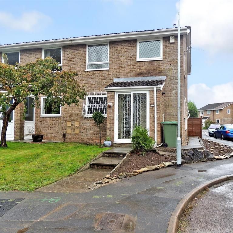 3 bedroom semi-detached house to rent - Photo 1