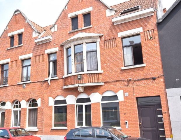 Gelijkvloers app. te huur in Roeselare voor € 535 met 1 slaapkamer - Foto 1