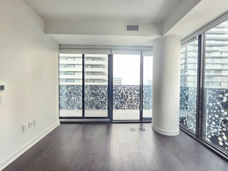 For Lease - 55 Charles Street Unit# 1612, Toronto, Ontario - Photo 3