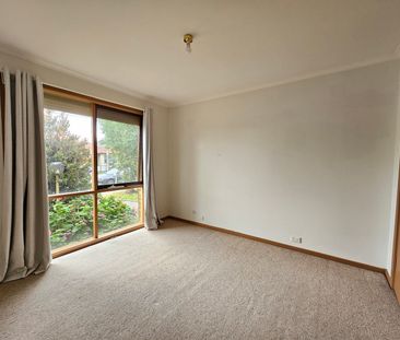 1/66 Cornwall Road, Pascoe Vale VIC 3044 - Photo 4