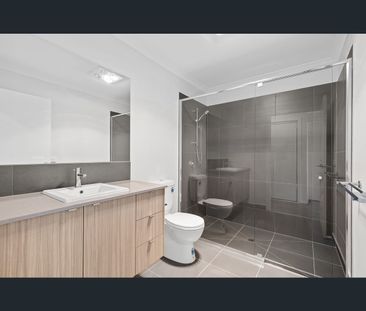 27 Leona Drive, Wyndham Vale, Vic 3024 - Photo 3