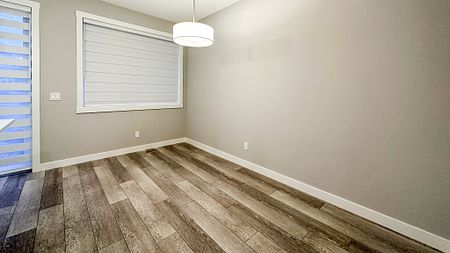 Brand New 3 Bed Upper Level Suite For Rent In Seton! - Photo 2
