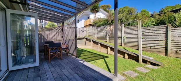 3 bedroom in Totara Vale - Photo 1