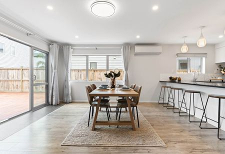 Modern Family Living With Space, Comfort & Style - Photo 3