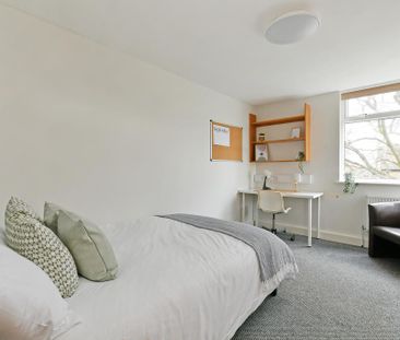 4 bedroom apartment to rent - Photo 5