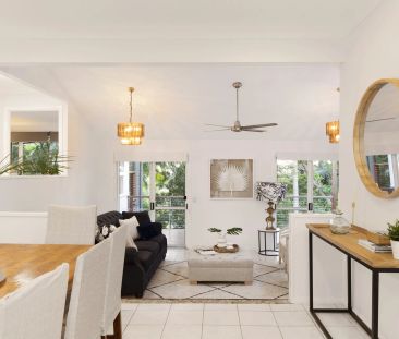 Private Coastal Retreat with Flexible Dual Living - Photo 2