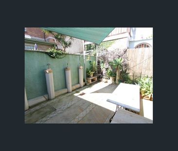 RARE, 1860's SANDSTONE COTTAGE - Photo 1