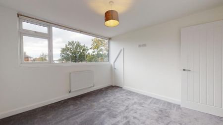 2 bedroom semi-detached house to rent - Photo 3