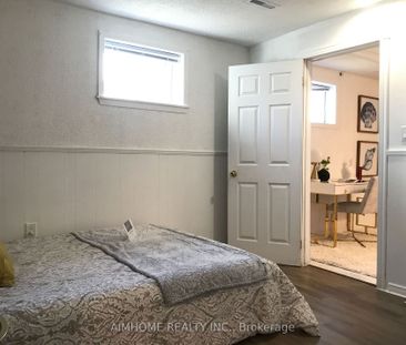 Semi-Detached Home For Lease | C8128648 - Photo 5