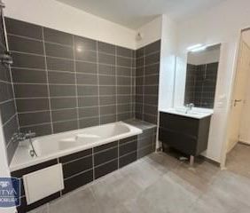 Location Appartement 3 pièces 67m² MIRAMAS 13140 - Photo 3