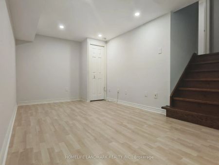 Property For Lease | E9259947 - Photo 2