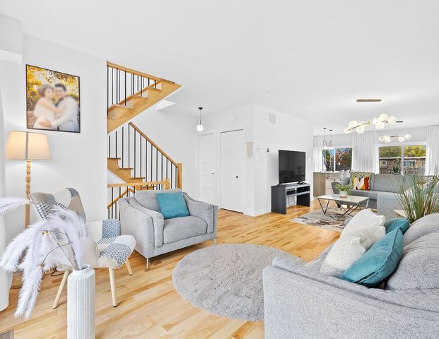 À louer / Maison à étages - Photo 1