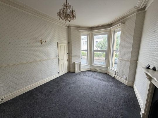 2 bedroom ground floor flat to rent - Photo 1