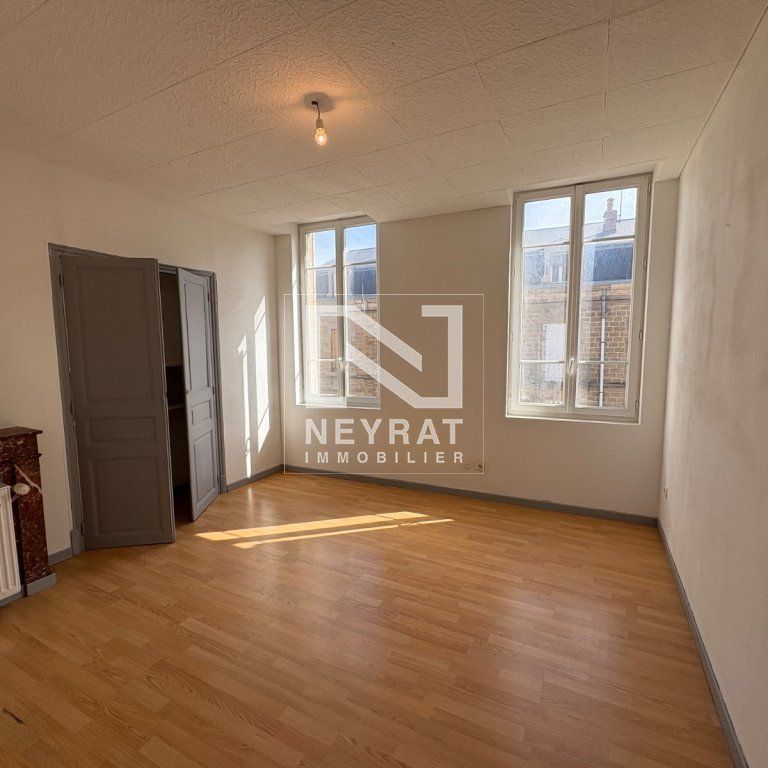 Location Appartement 3 pièces 56m² AUTUN 71400 - Photo 1