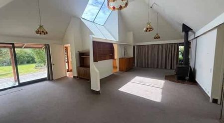 Quiet Living Surrounded by Vineyards - Photo 5