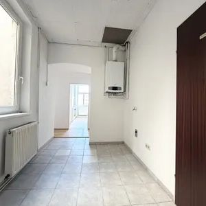 UNBEFRISTETE-WG-TAUGLICHE-5-ZIMMER-WOHNUNG-IM-15.BEZIRK-NÄHE U4 UND U6! - Photo 2