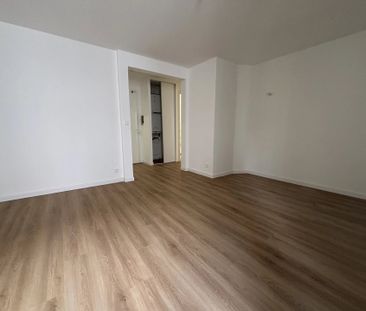 NICE - GORBELLA -- 3 PIECES - NEUF - Photo 2