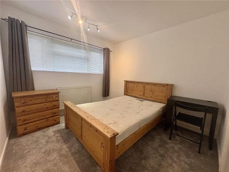 3 bedroom apartment to rent - Photo 5