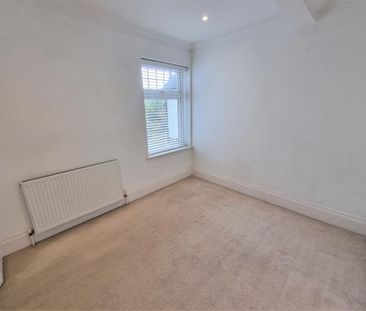 Woking Road, Guildford, Surrey, GU1 - Photo 5