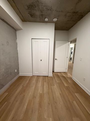 1655 Carling Avenue - Photo 2