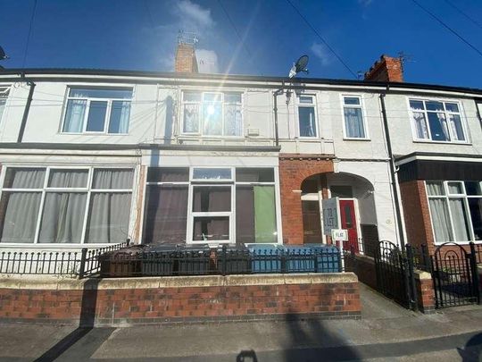 Alliance Avenue, HU3 - Photo 1