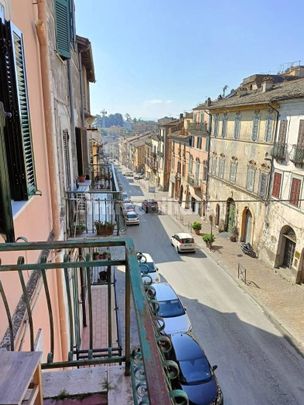 Quadrilocale corso Umberto I, Centro, Ronciglione - Photo 1