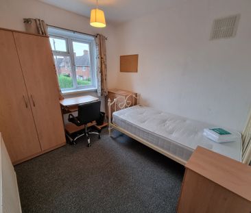 3 Bed Student Accommodation - Photo 3