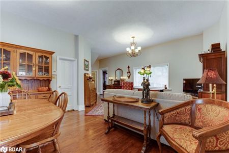 For Lease - 22 Queen Street, Innisfil, Ontario - Photo 4