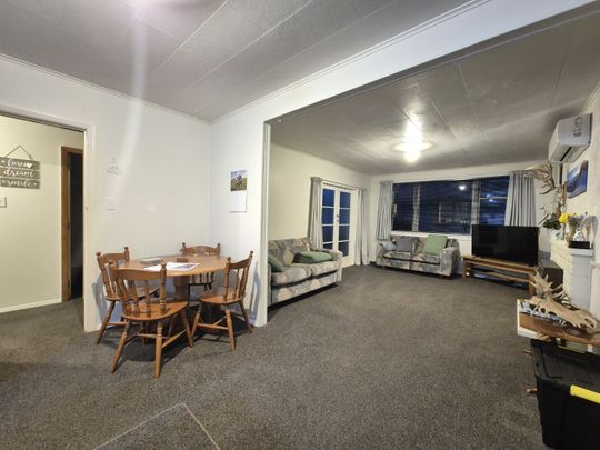 Reid Ave, Hawera - Photo 1