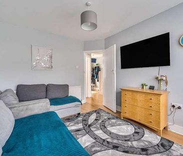 Floriston Gardens, Stanmore, HA7 - Photo 2