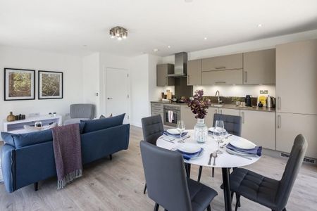 3 Bed Flat, Priory Road, E6 - Photo 3