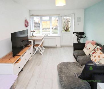 2 bedroom end of terrace house to rent - Photo 2