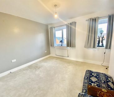 Fraser Drive, Uttoxeter, Staffordshire ST14 5EH - Photo 6