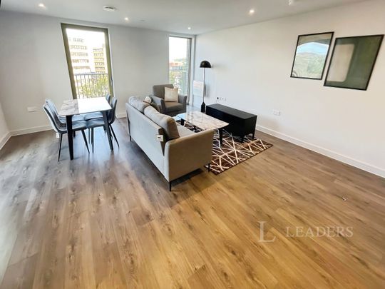 2 bedroom apartment to rent The Hive - Brand-New Two Bedroom Furnished Apartment – Close to Town & M1 - LU1 - Photo 1